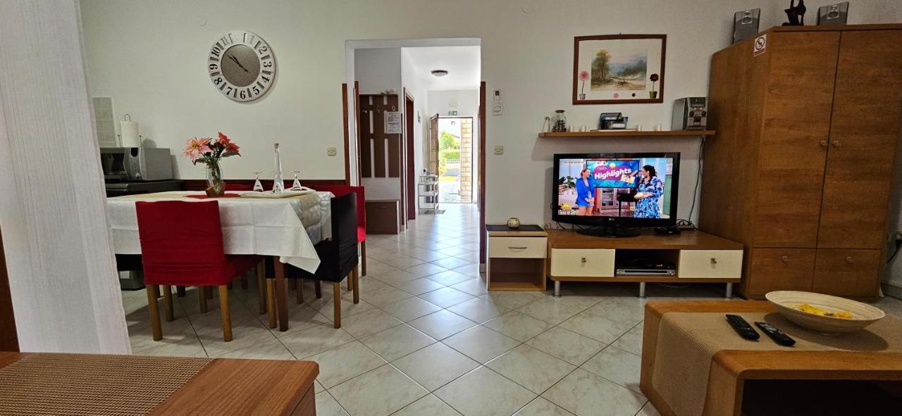 Andela Apartment Pula Zewnętrze zdjęcie